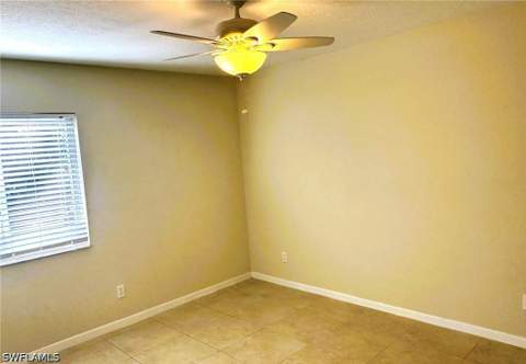 4621 Bayshore Dr Q6, Naples FL - photo 10 of 27