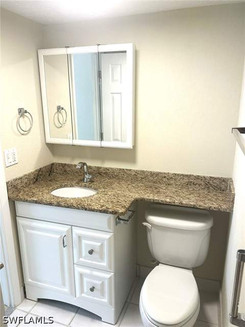 4621 Bayshore Dr Q6, Naples FL - photo 11 of 27