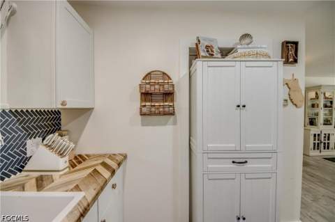 355 Donora Blvd, Fort Myers Beach FL - photo 12 of 31