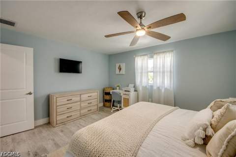 355 Donora Blvd, Fort Myers Beach FL - photo 14 of 31