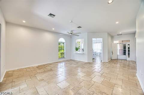 5482 Peppertree Dr, Fort Myers FL - photo 6 of 36