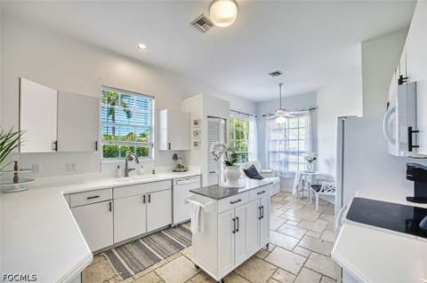 5482 Peppertree Dr, Fort Myers FL - photo 7 of 36
