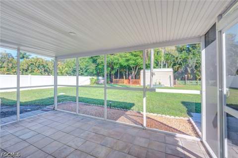 843 Lake McGregor Dr, Fort Myers FL - photo 10 of 23