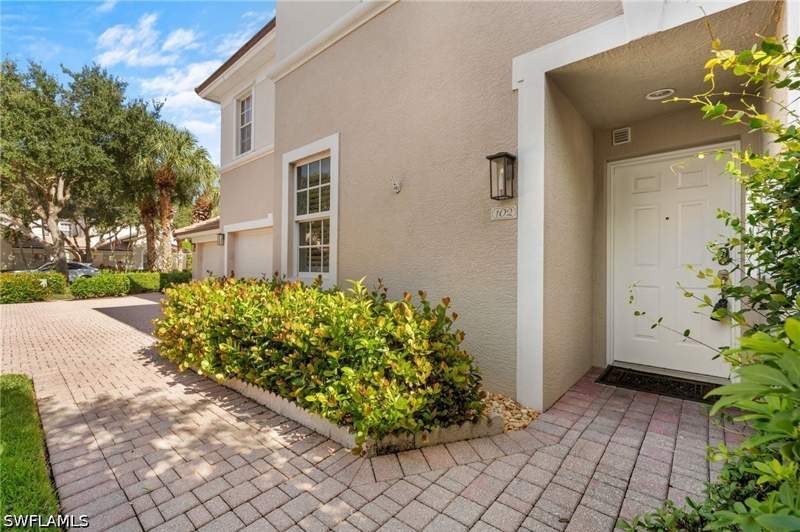 2 bedroom Condominium at 10015 Valiant Ct 102, Valencia, Miromar Lakes — photo 4