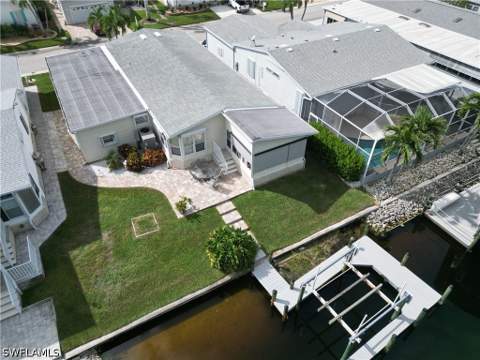 17611 Canal Cove Ct, Fort Myers Beach FL - photo 9 of 43