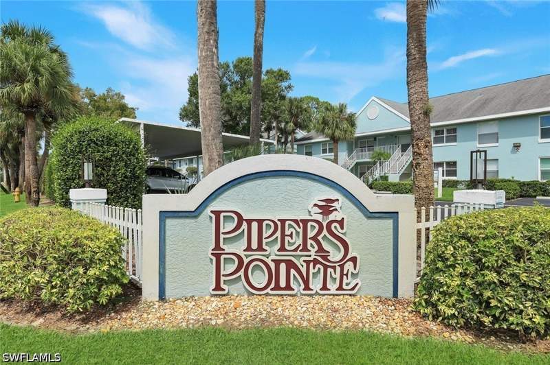 2 bedroom Condominium at 121 Wading Bird Cir 103, Pipers Pointe, Naples — photo 4