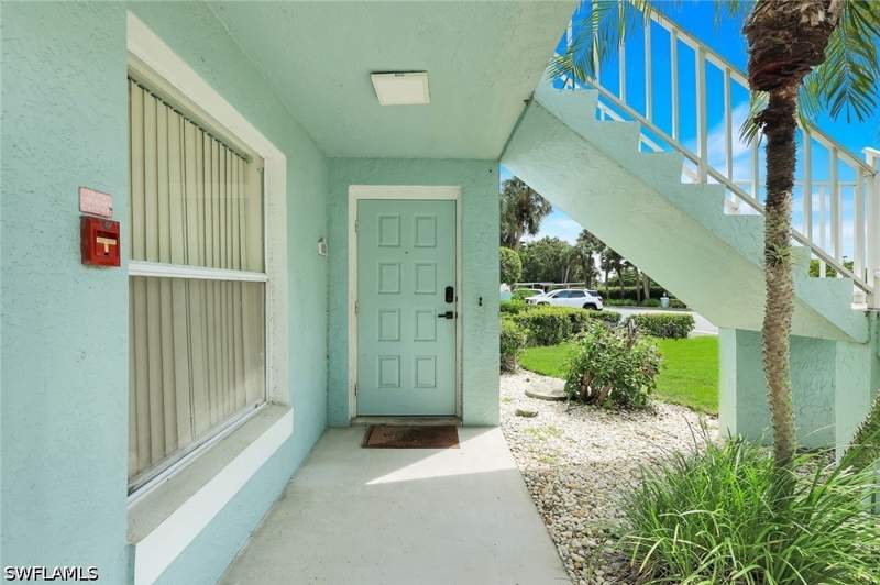 2 bedroom Condominium at 121 Wading Bird Cir 103, Pipers Pointe, Naples — photo 5