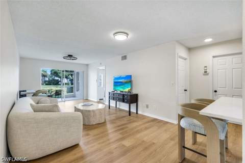 121 Wading Bird Cir 103, Naples FL - photo 8 of 22
