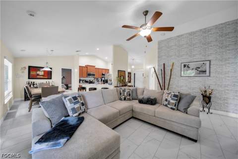 1211 NW 27th Pl, Cape Coral FL - photo 8 of 36