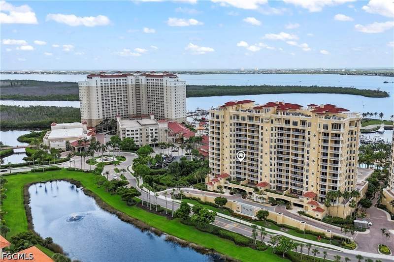 3 bedroom Condominium at 6021 Silver King Blvd 302, Tarpon Landings, Cape Coral — photo 3