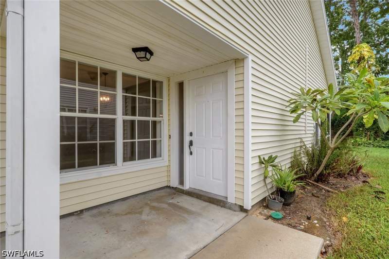 2 bedroom Attached at 1413 Monarch Cir B4, Villas At Berkshire Village, Naples — photo 3