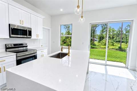 465 Windermere Dr, Lehigh Acres FL - photo 11 of 36