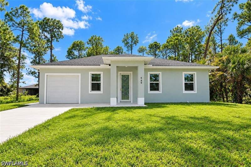 3 bedroom SingleFamilyResidence at 465 Windermere Dr, Greenbriar, Lehigh Acres — photo 2