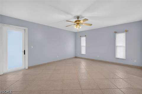240 SE 28th Ter, Cape Coral FL - photo 11 of 36