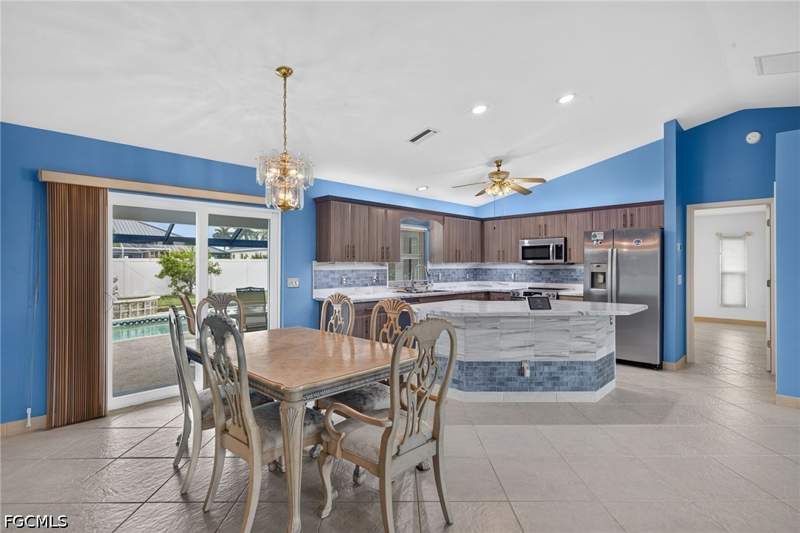 3 bedroom SingleFamilyResidence at 240 SE 28th Ter, Cape Coral, Cape Coral — photo 5
