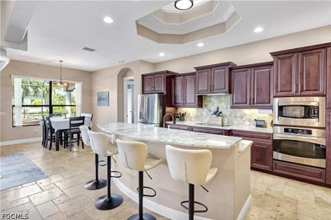 828 NW 39th Ave, Cape Coral FL - photo 11 of 56
