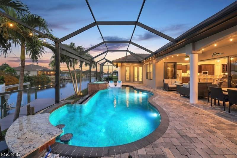 4 bedroom SingleFamilyResidence at 828 NW 39th Ave, Cape Coral, Cape Coral — photo 4