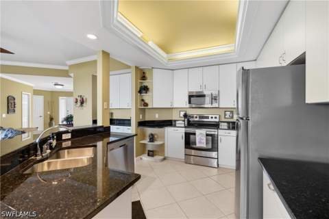 133 Vintage Bay Dr 29, Marco Island FL - photo 8 of 39
