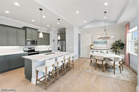 7006 Saona Ct, Naples FL - photo 9 of 32