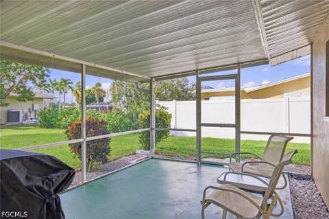 1814 Cornwallis Pkwy, Cape Coral FL - photo 12 of 15