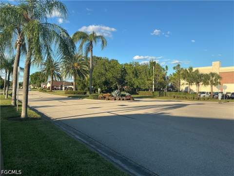 13262 Radcliffe Dr, Fort Myers FL - photo 21 of 25