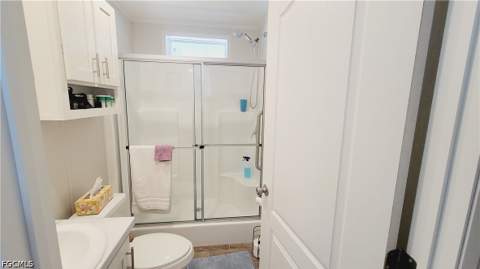 352 Shoreland Dr, Fort Myers FL - photo 14 of 18