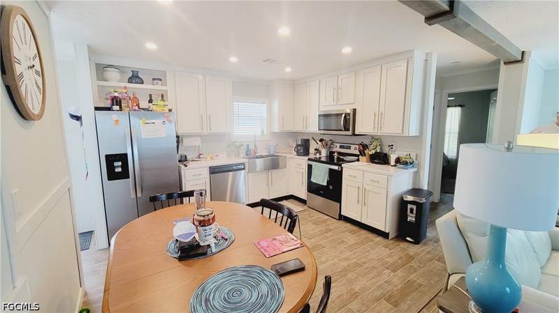 2 bedroom ManufacturedHome at 352 Shoreland Dr, Orange Harbor Mobile Home Park, Fort Myers — photo 3