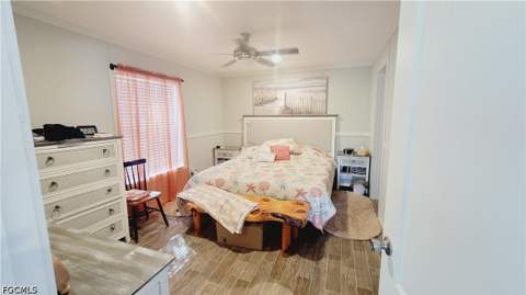 352 Shoreland Dr, Fort Myers FL - photo 6 of 18