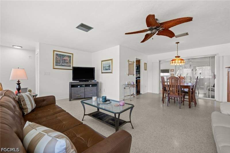 2 bedroom SingleFamilyResidence at 4029 SE 3rd Ave, Cape Coral, Cape Coral — photo 5