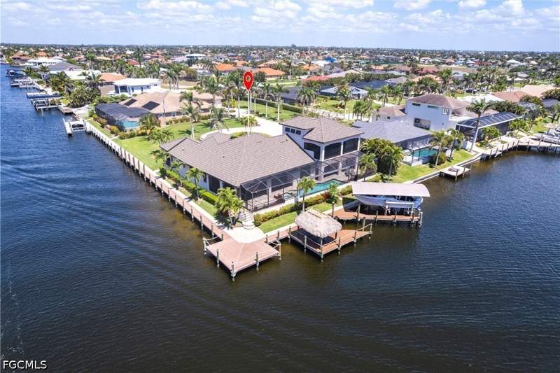 4 bedroom SingleFamilyResidence at 2832 SW 45th St, Cape Coral, Cape Coral — photo 3