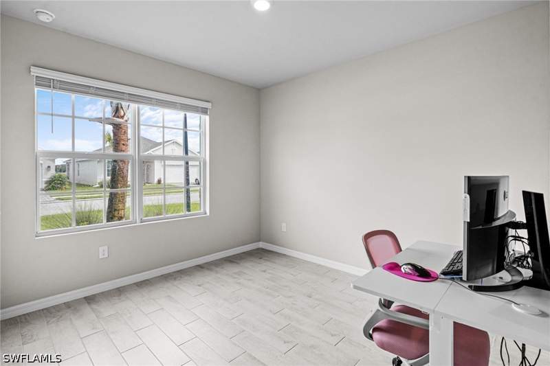 4 bedroom SingleFamilyResidence at 2965 Ernest Way, Hemingway Pointe, Fort Myers — photo 2