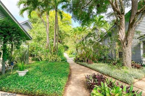 1325 Solana Rd K3, Naples FL - photo 22 of 36