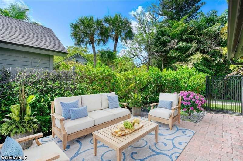 3 bedroom Attached at 1325 Solana Rd K3, Bent Pines Villas Condo, Naples — photo 5