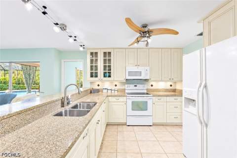 1435 Claret Ct, Fort Myers FL - photo 13 of 35