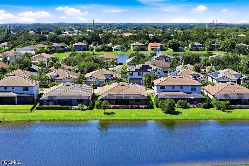 3 bedroom SingleFamilyResidence at 11375 Canopy Loop, Timber Creek, Fort Myers — photo 3