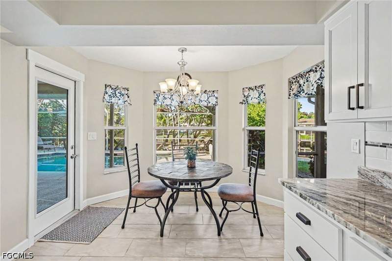 3 bedroom SingleFamilyResidence at 330 Bamboo Dr, Port Edison, North Fort Myers — photo 4