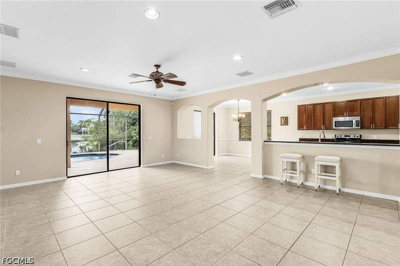4 bedroom SingleFamilyResidence at 12424 Country Day Cir, Daniels Preserve, Fort Myers — photo 5