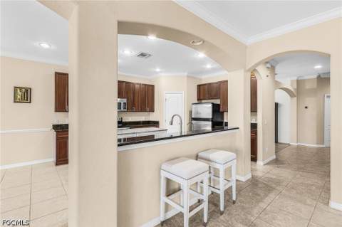 12424 Country Day Cir, Fort Myers FL - photo 7 of 38