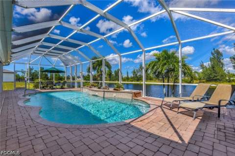 2607 NW 25th St, Cape Coral FL - photo 6 of 37