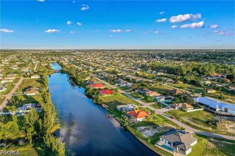 2607 NW 25th St, Cape Coral FL - photo 7 of 37