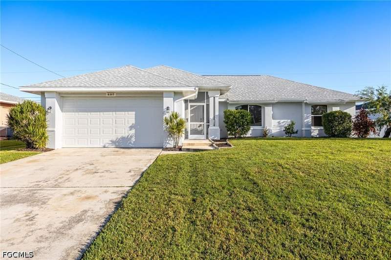3 bedroom SingleFamilyResidence at 147 SE 19th Ln, Cape Coral, Cape Coral — photo 3