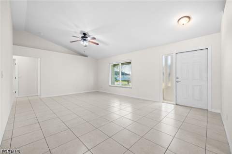 147 SE 19th Ln, Cape Coral FL - photo 7 of 40