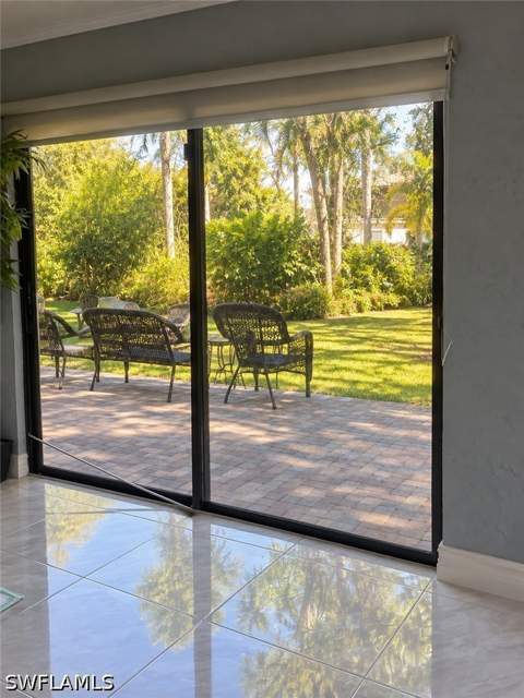 661 31st St SW, Naples FL - photo 7 of 29