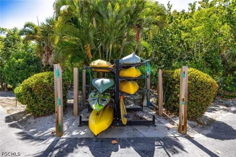 1250 Tennisplace Ct E33, Sanibel FL - photo 12 of 38