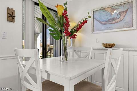 1250 Tennisplace Ct E33, Sanibel FL - photo 18 of 38