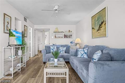 1250 Tennisplace Ct E33, Sanibel FL - photo 24 of 38