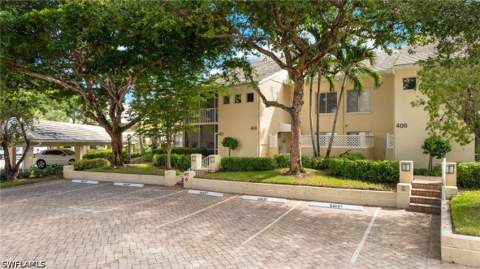 5817 Glencove Dr 405, Naples FL - photo 12 of 17