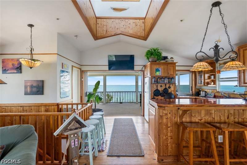 3 bedroom SingleFamilyResidence at 11240 Pejuan Shores, Cayo Costa, Cayo Costa — photo 3