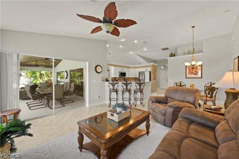 1070 SW 57th St, Cape Coral FL - photo 10 of 50