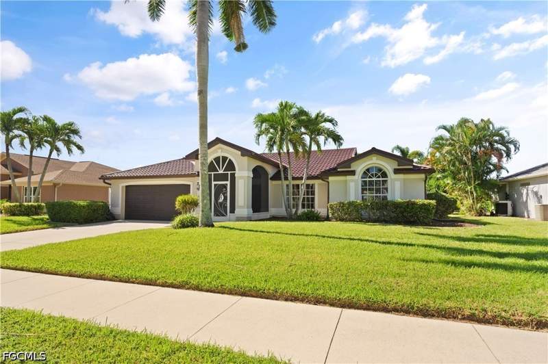 3 bedroom SingleFamilyResidence at 1070 SW 57th St, Rose Garden, Cape Coral — photo 5